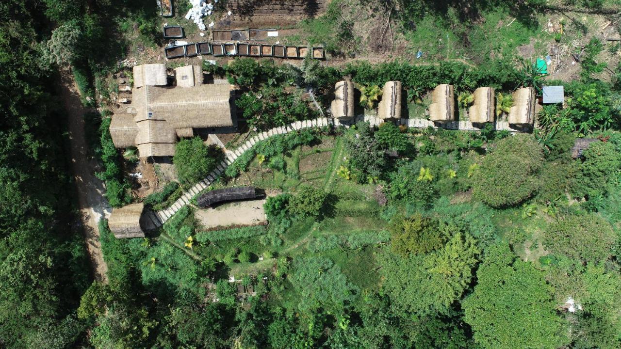 Sten Lodge Лабуан Баджо Екстериор снимка