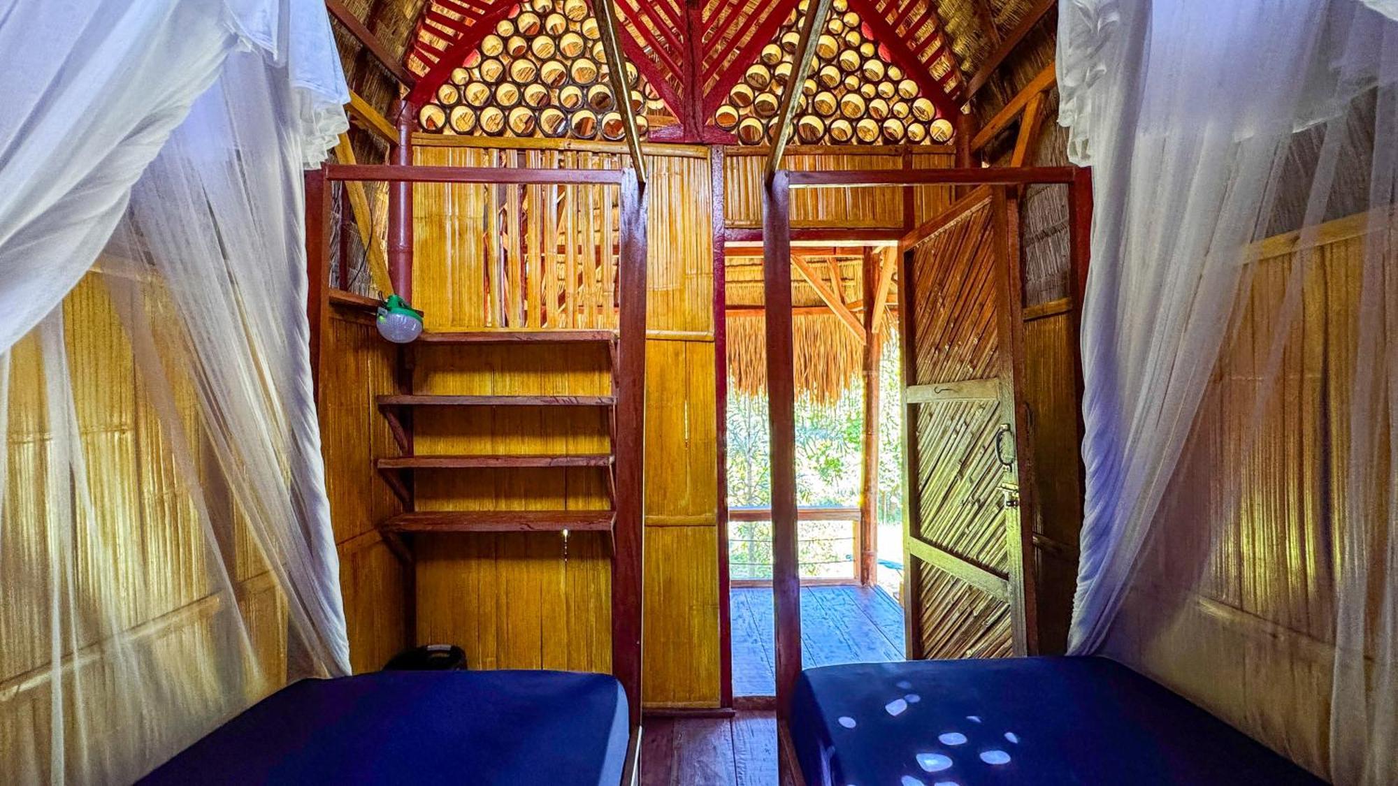 Sten Lodge Лабуан Баджо Екстериор снимка